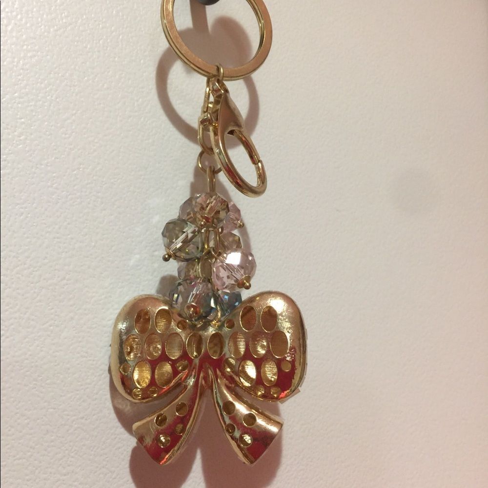Bow Keychain - Picture 5 of 8